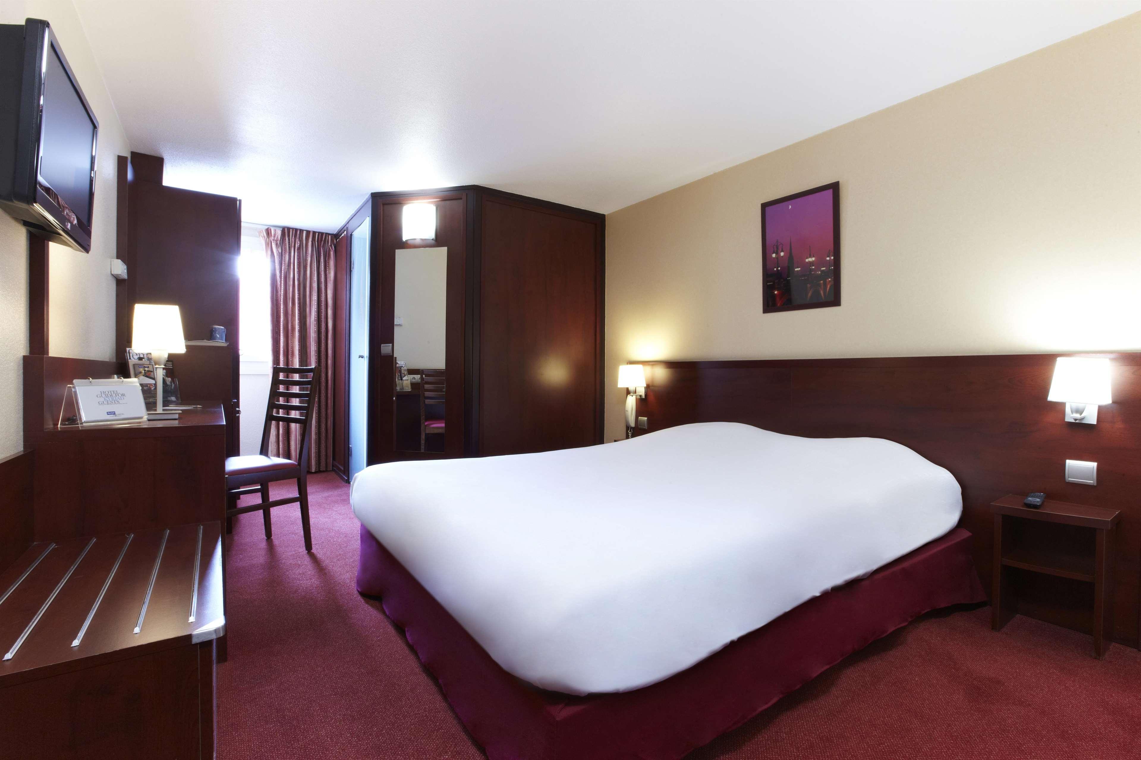 Kyriad Bordeaux Lormont Dış mekan fotoğraf