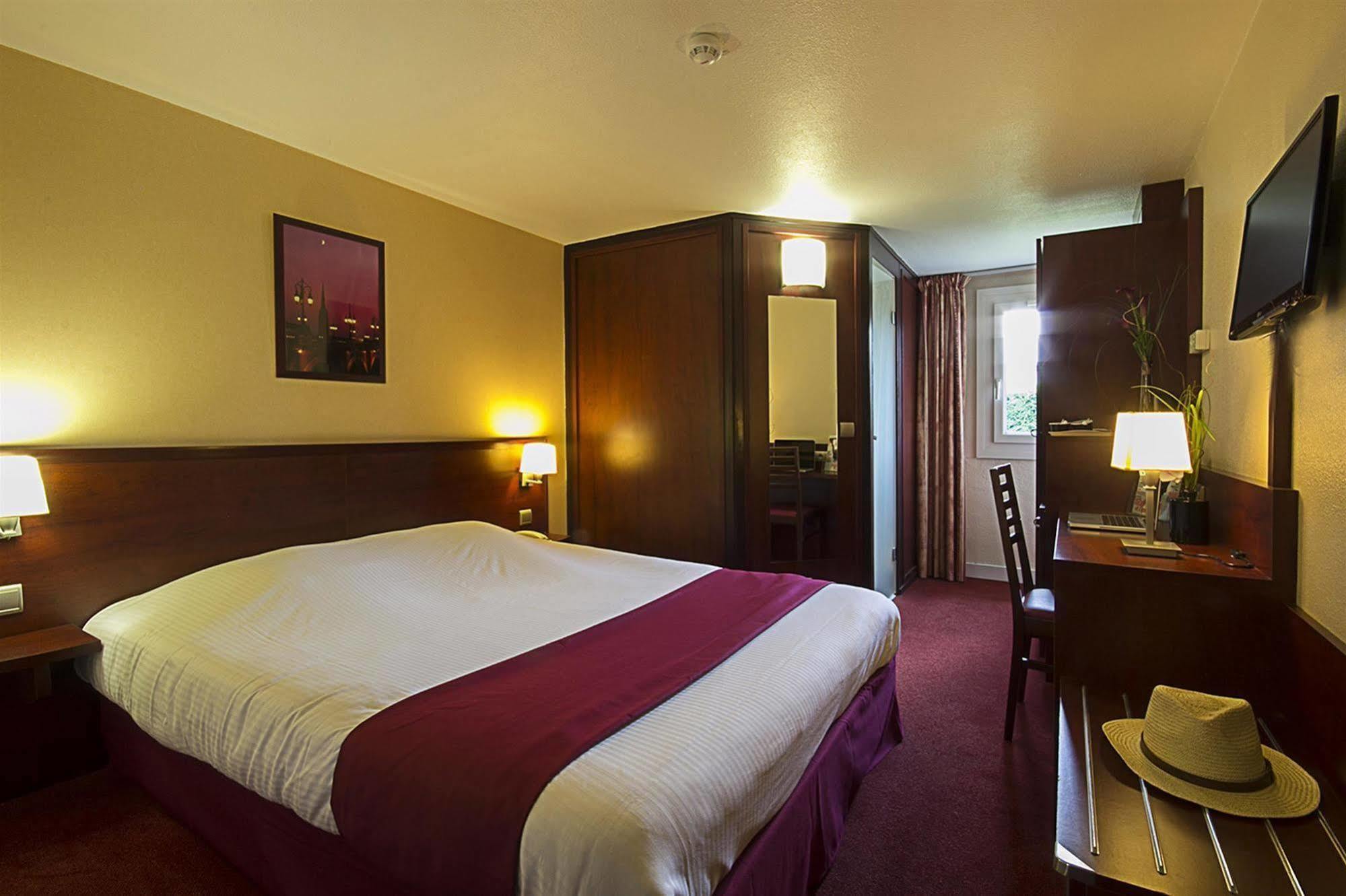 Kyriad Bordeaux Lormont Dış mekan fotoğraf